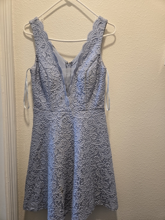 City Studio Dresses & Skirts - City Studio Blue Lace Cocktail Dress - Size 7